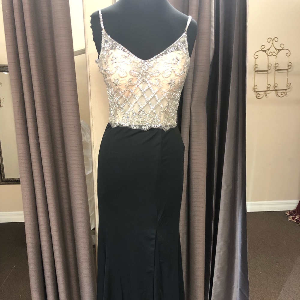 Prom, homecoming, events, gala,